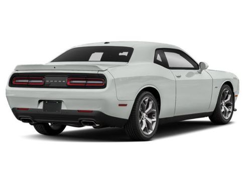 Used 2019 Dodge Challenger R/T w/ Driver Convenience Group RWD image 2