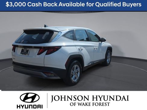 New 2026 Hyundai Tucson SE image 14