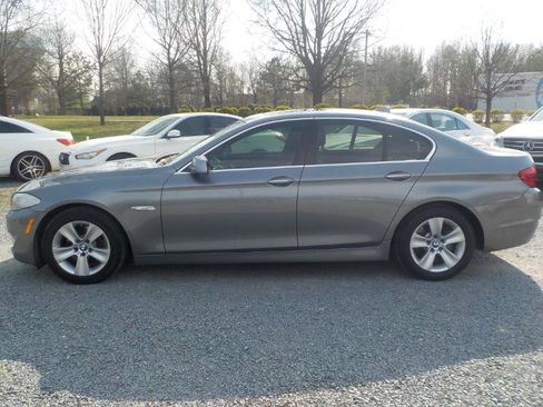 Used 2011 BMW 528i Sedan image 2