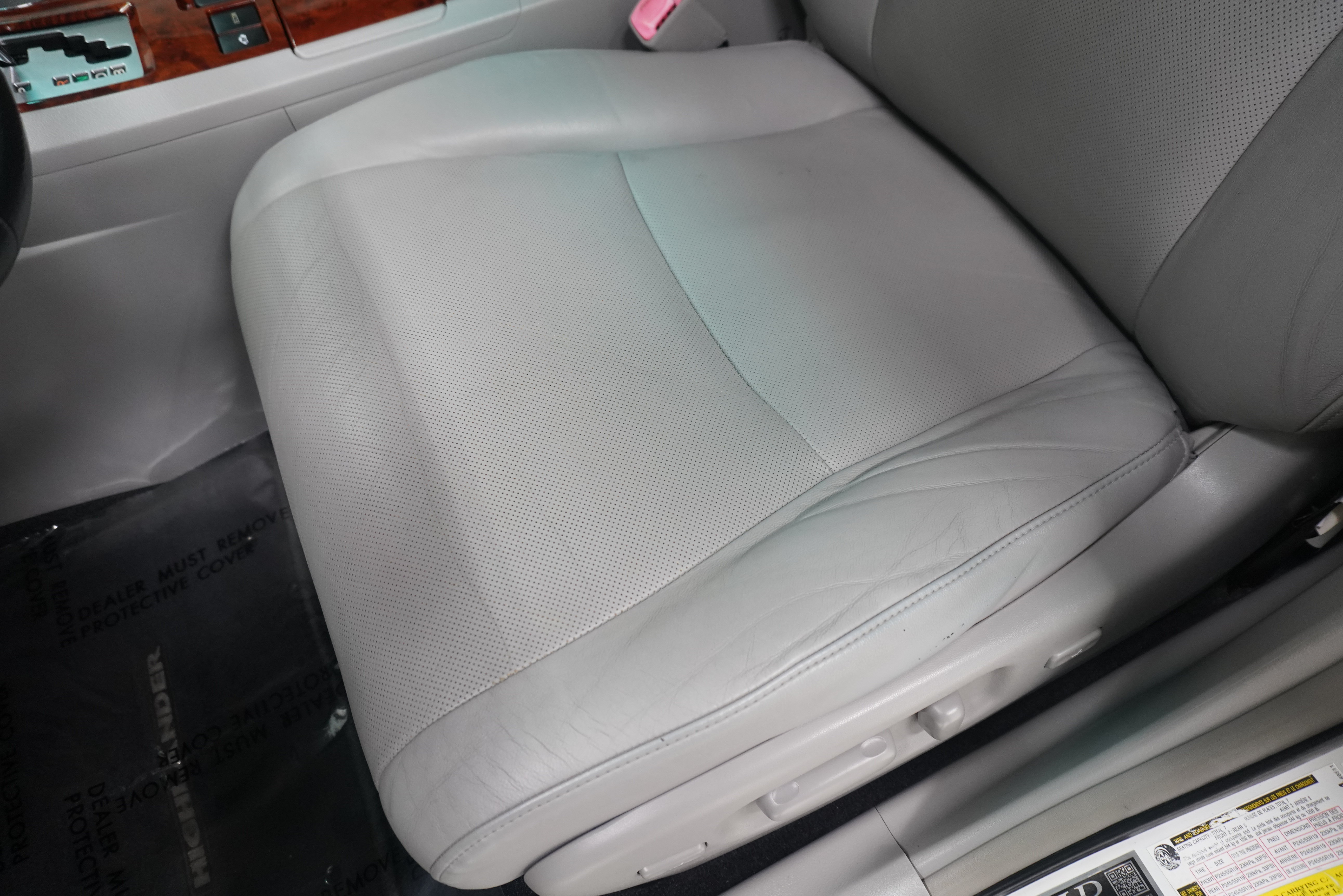 Used 2012 Toyota Highlander Limited AWD/4WD image 11
