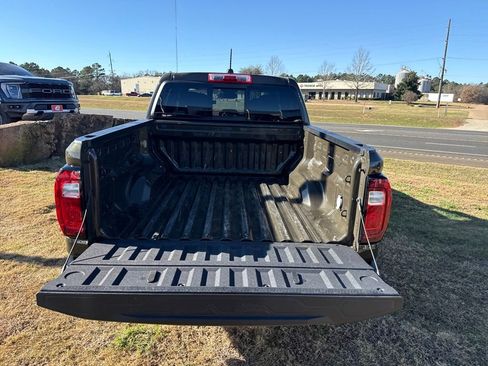 Used 2024 GMC Canyon Elevation w/ Convenience Package image 46