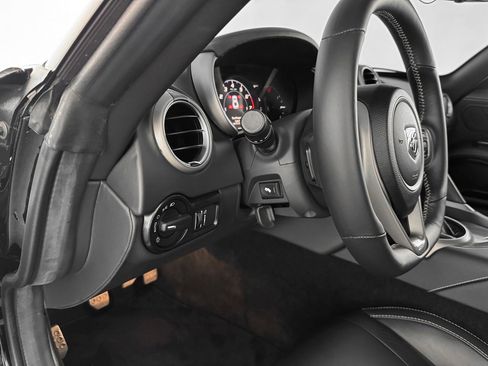 Used 2016 Dodge Viper GTS image 19