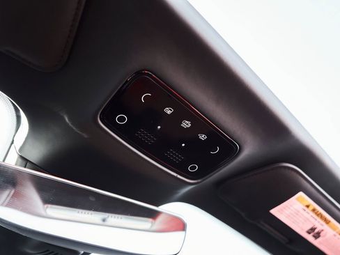 Used 2024 Ferrari SF90 Spider image 79