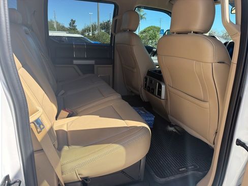 Used 2019 Ford F350 Lariat w/ Tow Technology Bundle image 8