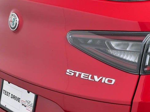 New 2026 Alfa Romeo Stelvio Sprint AWD/4WD image 39
