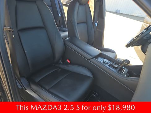 Used 2023 MAZDA MAZDA3 s FWD image 16