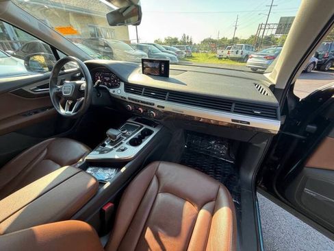 Used 2018 Audi Q7 2.0T Premium Plus AWD/4WD image 17