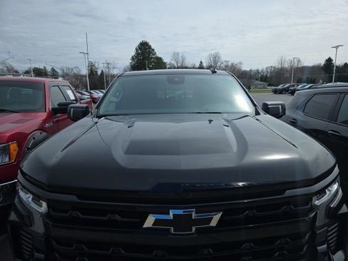 Used 2023 Chevrolet Silverado 1500 RST w/ Convenience Package II image 16