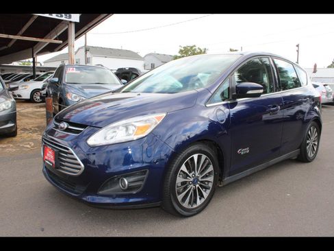 Used 2017 Ford C-MAX Energi Titanium w/ Equipment Group 501A FWD image 1