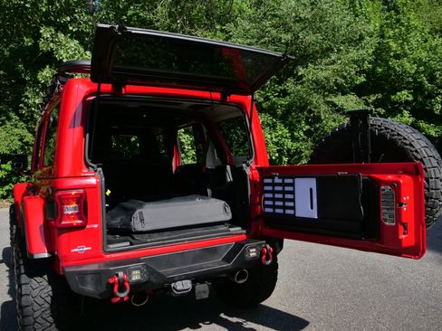 Used 2018 Jeep Wrangler Unlimited Rubicon AWD/4WD image 26