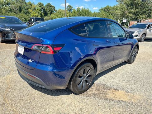 Used 2024 Tesla Model Y Long Range AWD/4WD image 24