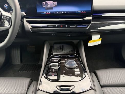 Certified 2026 BMW 530i xDrive w/ Premium Package AWD/4WD image 11