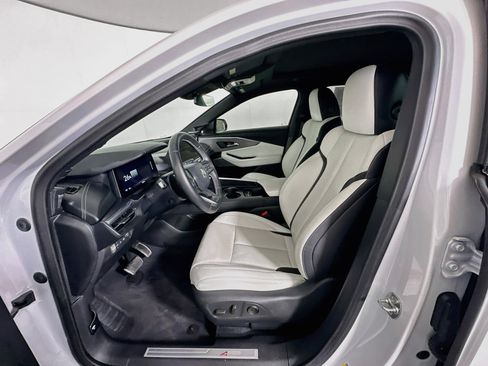 Used 2024 Acura ZDX A-Spec RWD image 13