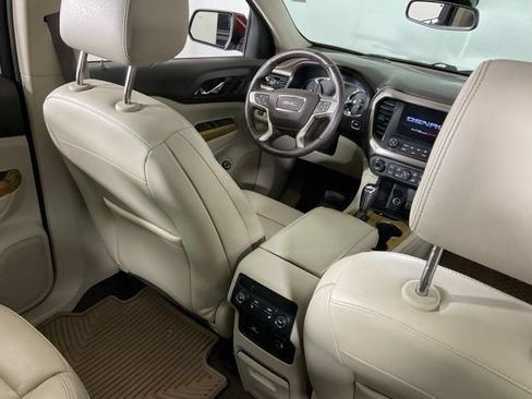 Used 2017 GMC Acadia Denali w/ Technology Package FWD image 35