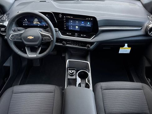 New 2026 Chevrolet Equinox LT image 13