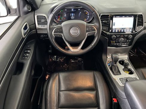 Used 2022 Jeep Grand Cherokee Limited image 20