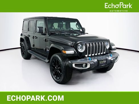 Used 2023 Jeep Wrangler Unlimited Sahara w/ Cold Weather Group AWD/4WD image 1