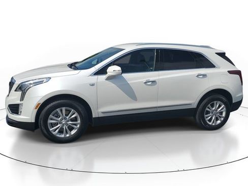 Certified 2023 Cadillac XT5 Luxury w/ LPO, Floor Liner Package FWD image 2