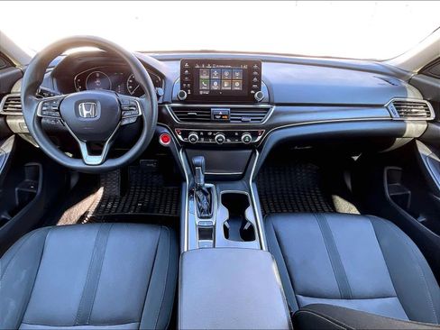 Certified 2019 Honda Accord EX image 20