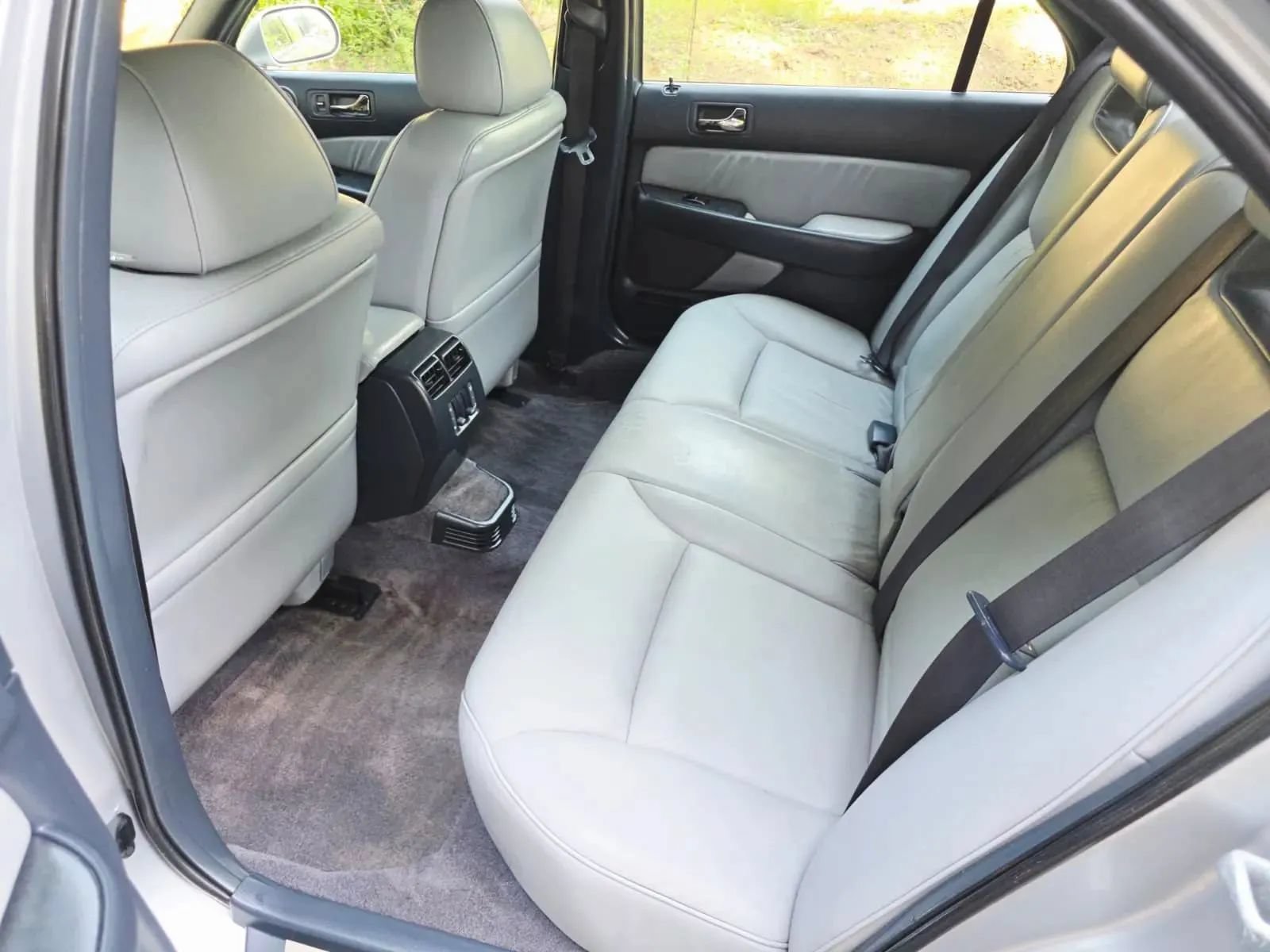 Used 2004 Acura RL FWD image 12