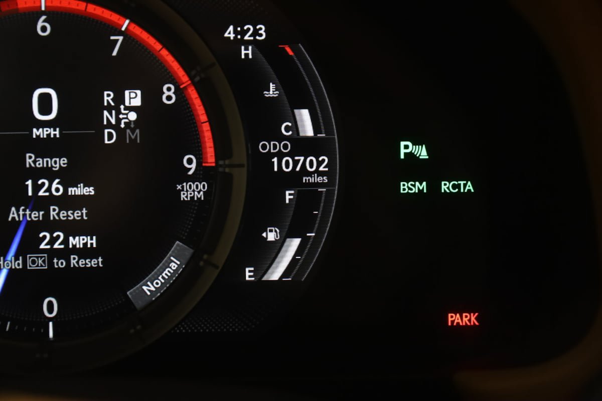 Used 2018 Lexus LC 500 Coupe w/ Touring Package RWD image 41