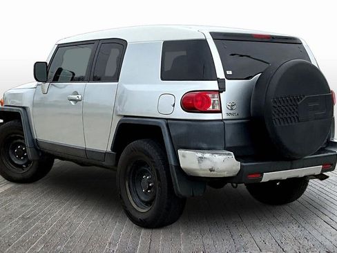 Used 2007 Toyota FJ Cruiser 2WD image 6