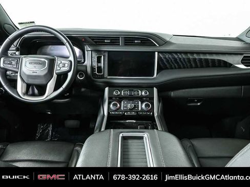 Used 2024 GMC Yukon XL Denali image 21