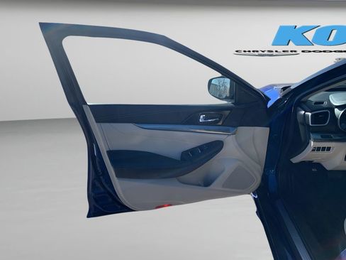 Used 2021 Nissan Maxima 3.5 SV w/ Floor Mat Group image 13