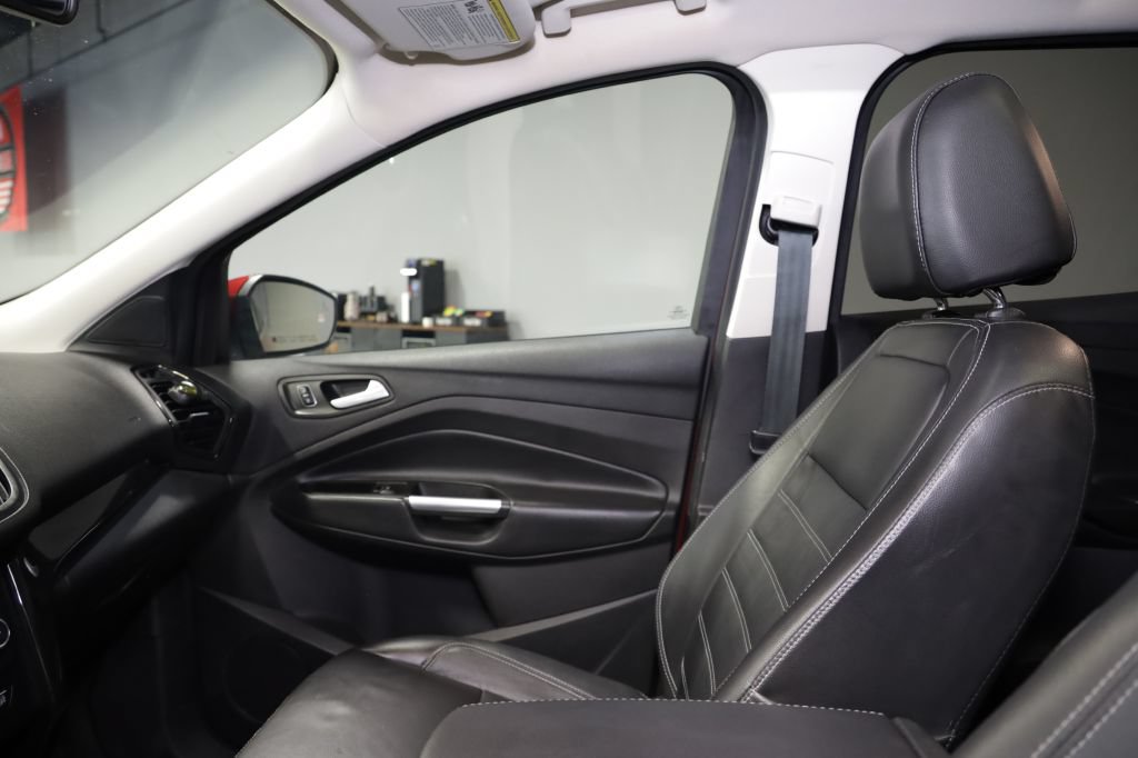 Used 2017 Ford Escape Titanium w/ Equipment Group 301A FWD image 16