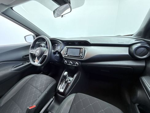 Used 2020 Nissan Kicks S FWD image 16