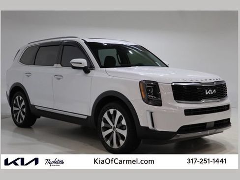 Used 2022 Kia Telluride S AWD/4WD image 1