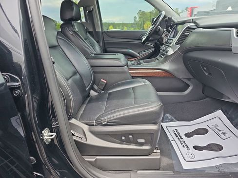 Used 2020 GMC Yukon SLE w/ SLE Value Package RWD image 14