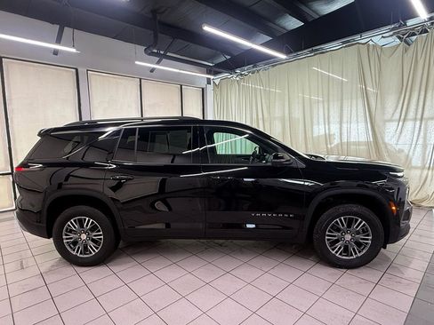 Certified 2024 Chevrolet Traverse LT w/ Enhanced Driving Package image 3