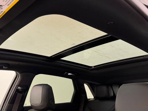 New 2025 Cadillac XT5 Premium Luxury image 16