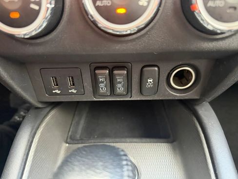 Used 2018 Mitsubishi Outlander Sport SE AWD/4WD image 18