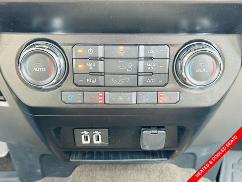 Used 2020 Ford F150 Lariat w/ Trailer Tow Package image 6