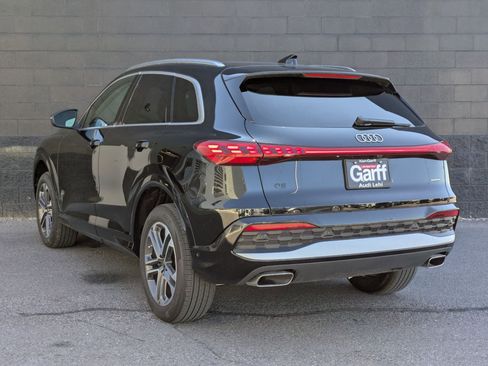 Certified 2025 Audi Q5 Premium Plus w/ Premium Plus image 8