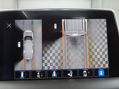 Used 2023 Chevrolet Tahoe LT image 16