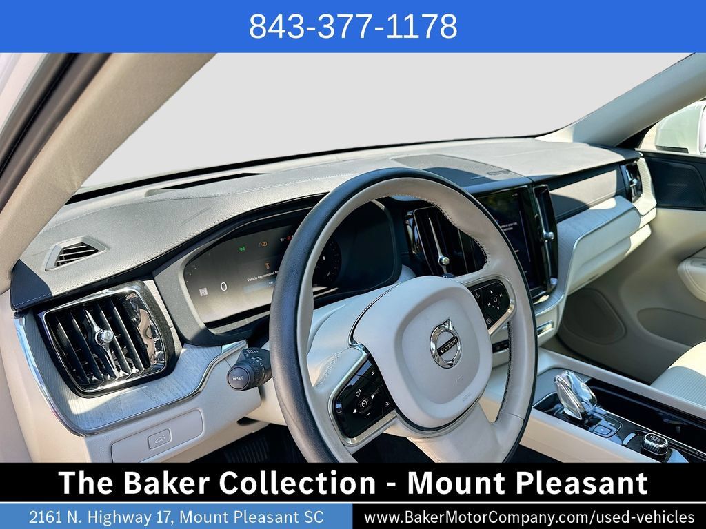 Used 2023 Volvo XC60 B5 Ultimate AWD/4WD image 9