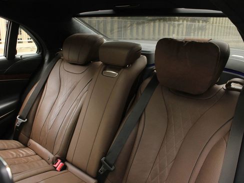 Used 2014 Mercedes-Benz S 550 Sedan image 19