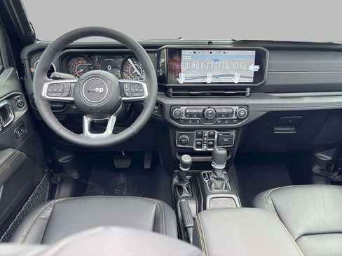 New 2026 Jeep Wrangler Unlimited Sahara AWD/4WD image 8