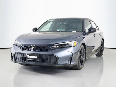 Used 2025 Honda Civic Sport image 3