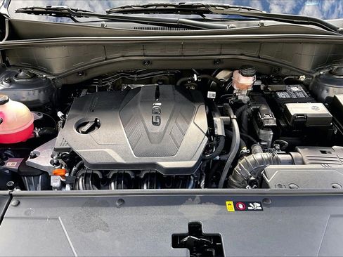 Used 2024 Kia Sorento S image 38