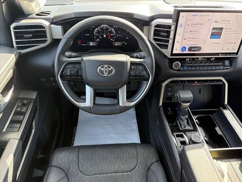 Used 2023 Toyota Sequoia Limited image 4