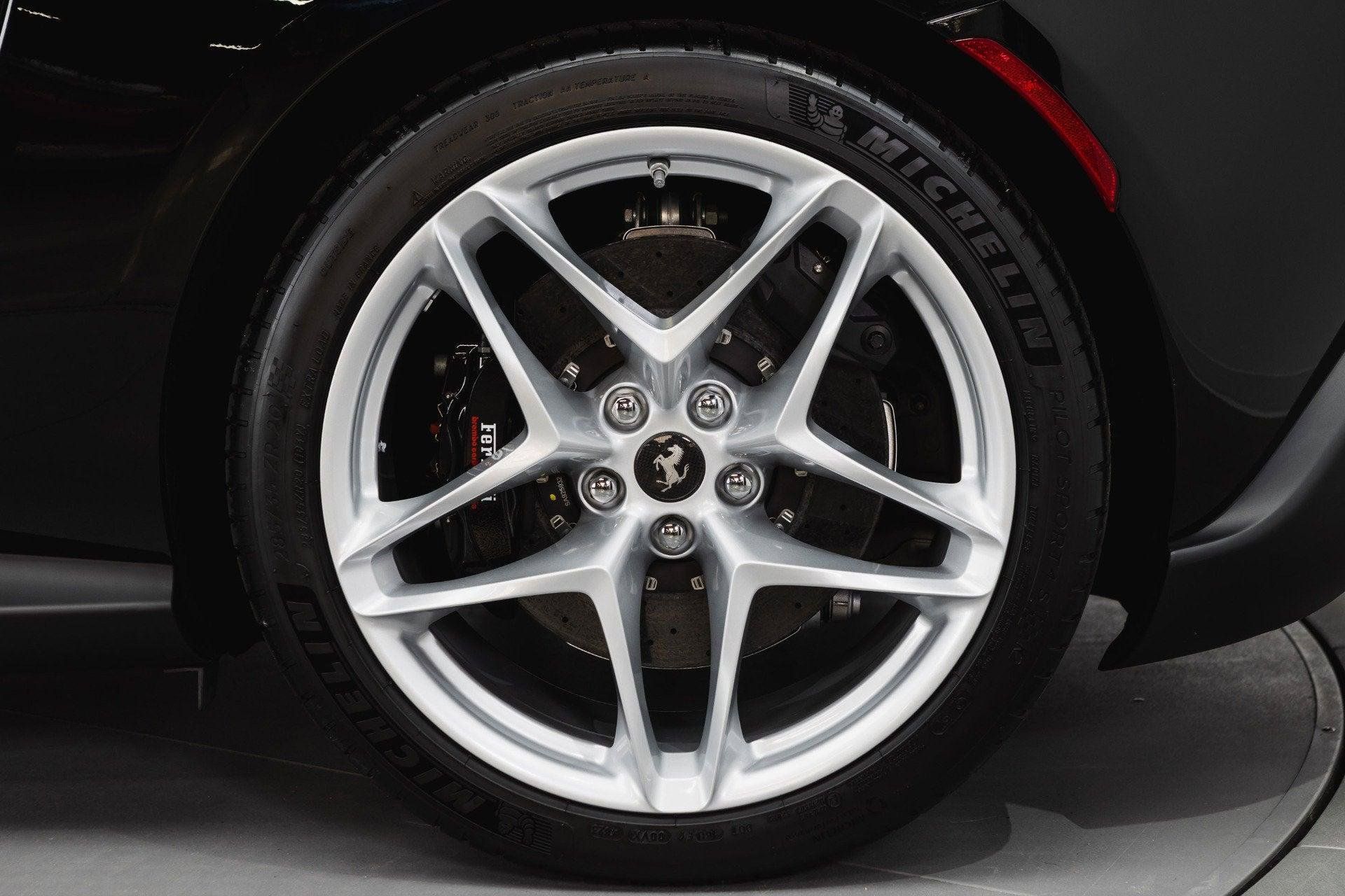 Certified 2024 Ferrari Roma Spider RWD image 23