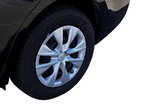 Used 2017 Toyota Corolla L image 10