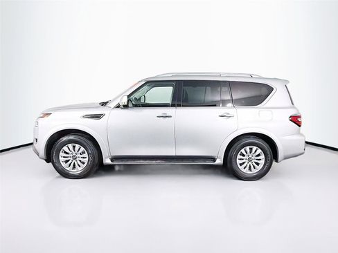 Used 2024 Nissan Armada SV AWD/4WD image 8