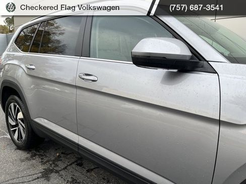 New 2026 Volkswagen Atlas SE image 5