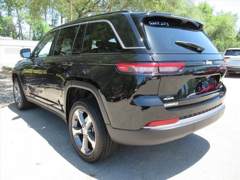 New 2026 Jeep Grand Cherokee Limited AWD/4WD image 5