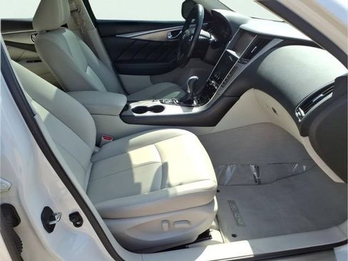 Used 2016 INFINITI Q50 3.0t Premium w/ Driver Assistance Package AWD/4WD image 21